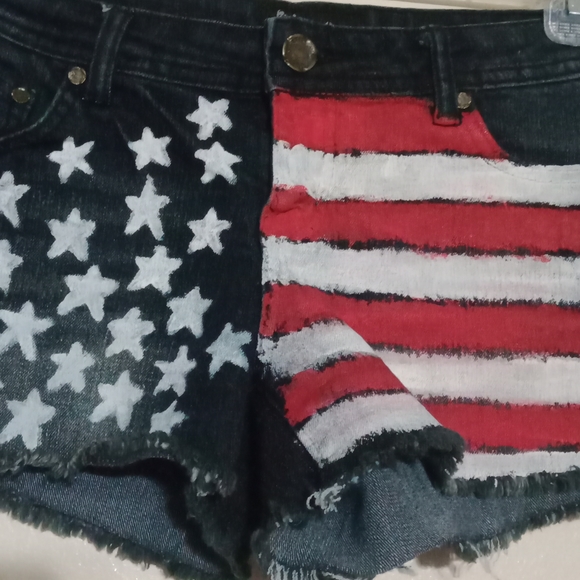 American Flag Shorts - Picture 2 of 7